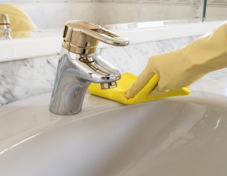 Risk assessment and hazard control in a professional cleaning environment